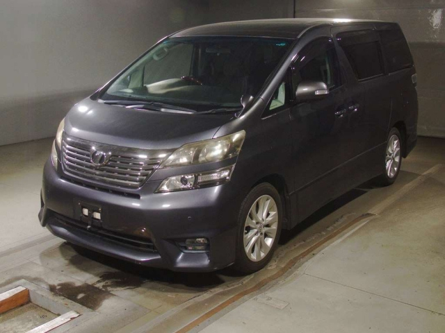 TOYOTA VELLFIRE — фото