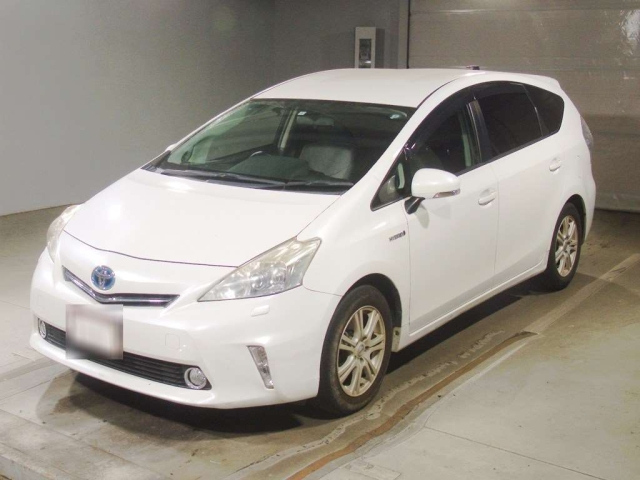 TOYOTA PRIUS — фото
