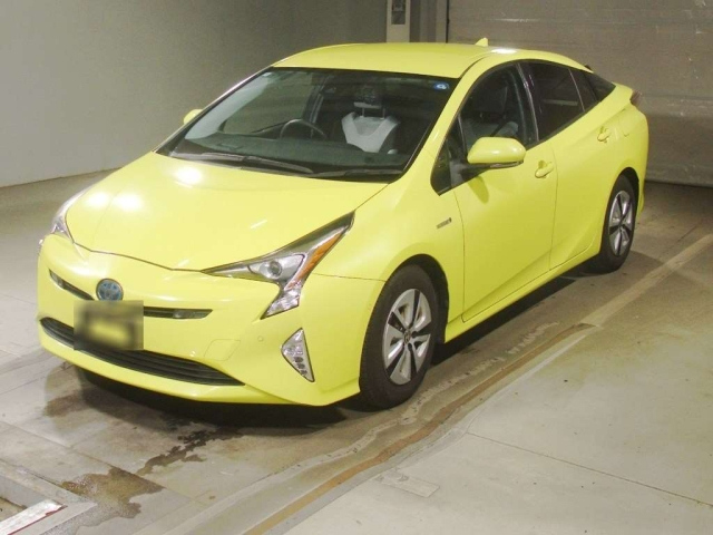 TOYOTA PRIUS — фото