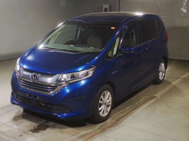 HONDA FREED — фото