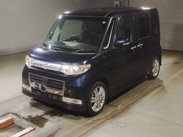 DAIHATSU TANTO — фото
