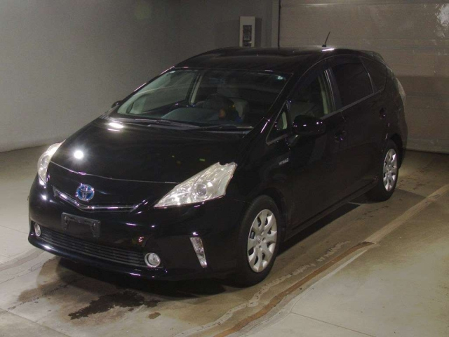 TOYOTA PRIUS — фото