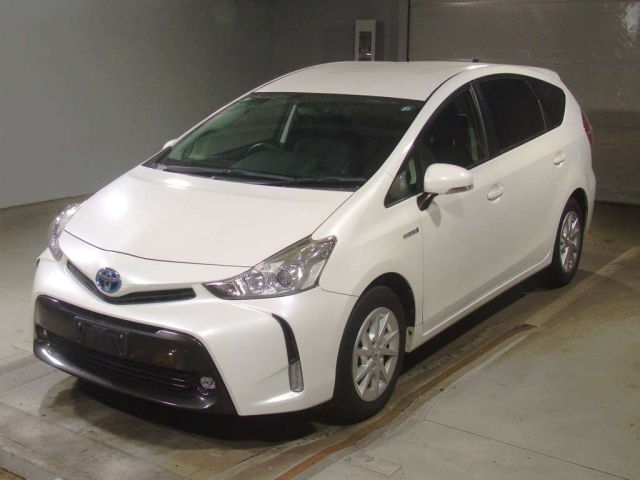 TOYOTA PRIUS — фото