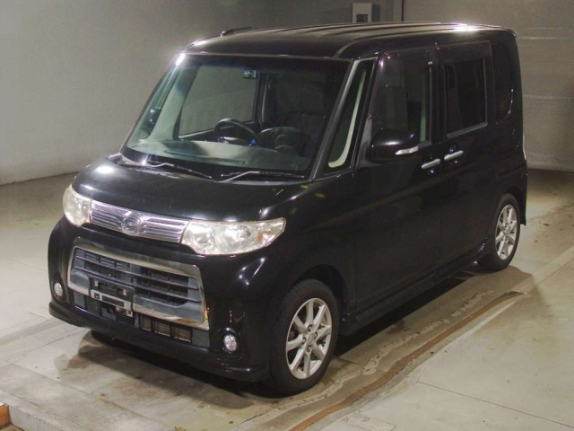 DAIHATSU TANTO — фото