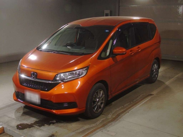 HONDA FREED — фото