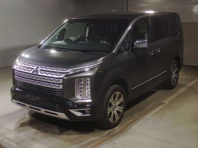 MITSUBISHI DELICA D5