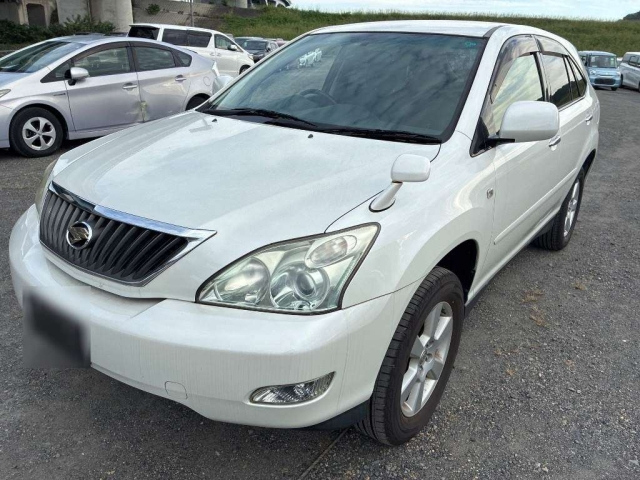 TOYOTA HARRIER — фото