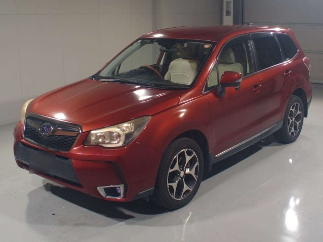 SUBARU FORESTER — фото