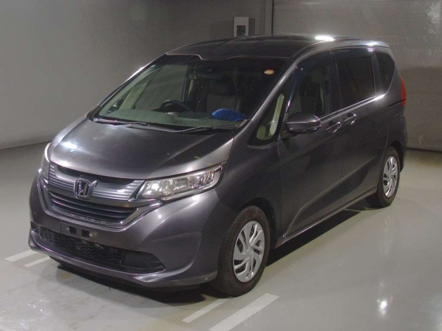 HONDA FREED — фото
