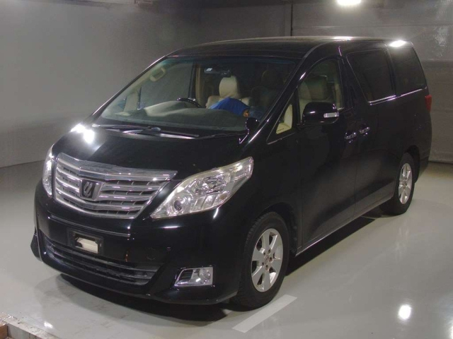 TOYOTA ALPHARD — фото