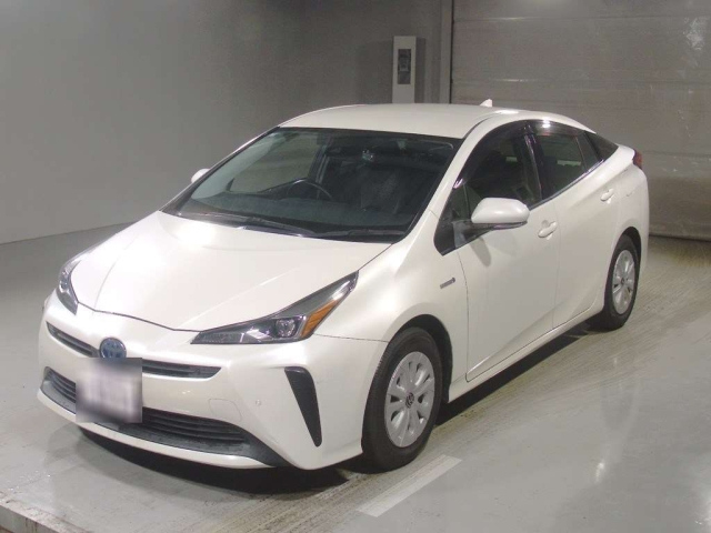 TOYOTA PRIUS — фото
