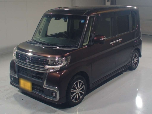 DAIHATSU TANTO — фото