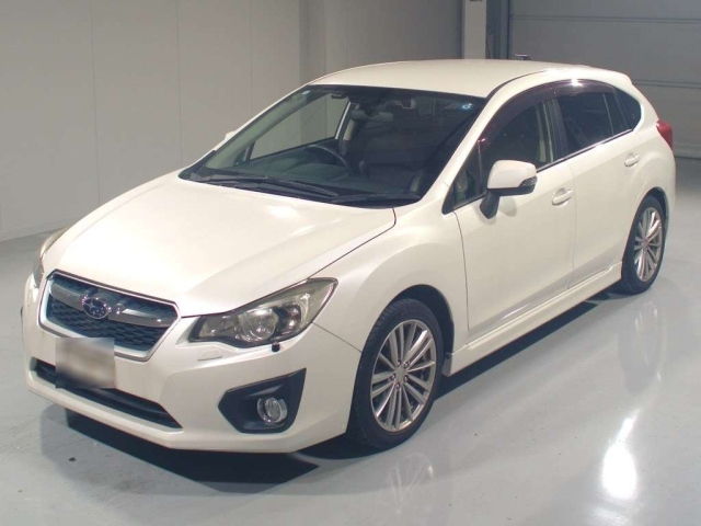 SUBARU IMPREZA — фото