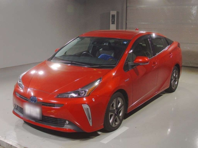 TOYOTA PRIUS — фото