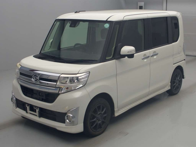DAIHATSU TANTO — фото