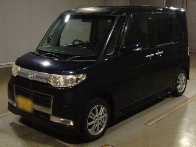 DAIHATSU TANTO — фото