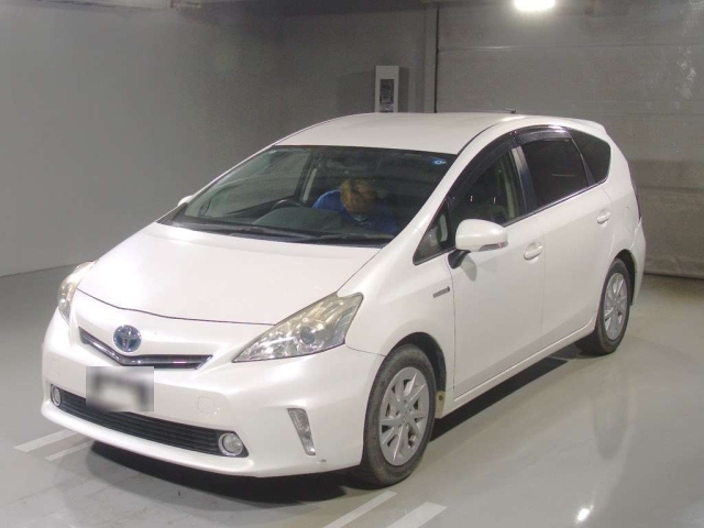 TOYOTA PRIUS — фото