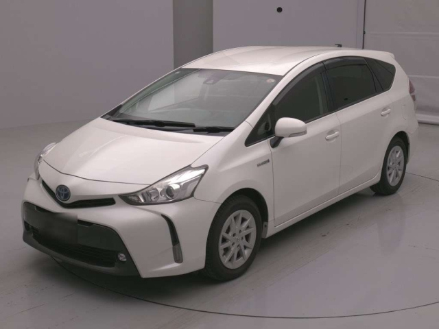 TOYOTA PRIUS — фото