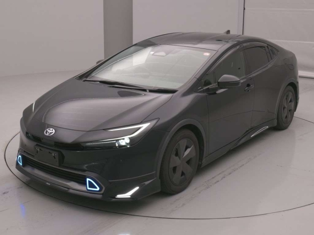 TOYOTA PRIUS — фото