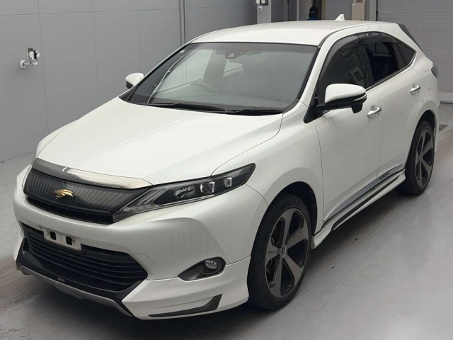 TOYOTA HARRIER — фото