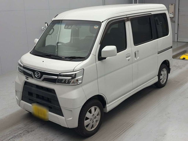 DAIHATSU ATRAI — фото