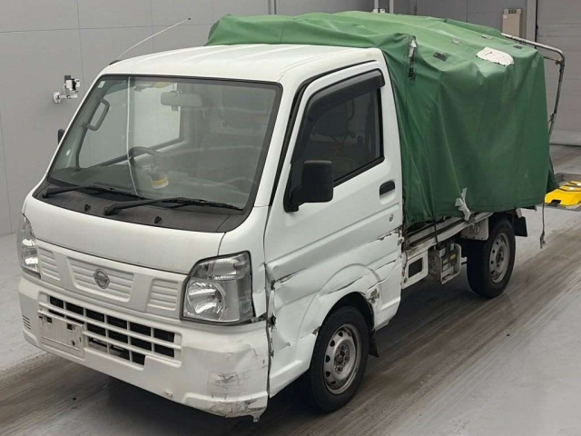 NISSAN CLIPPER — фото