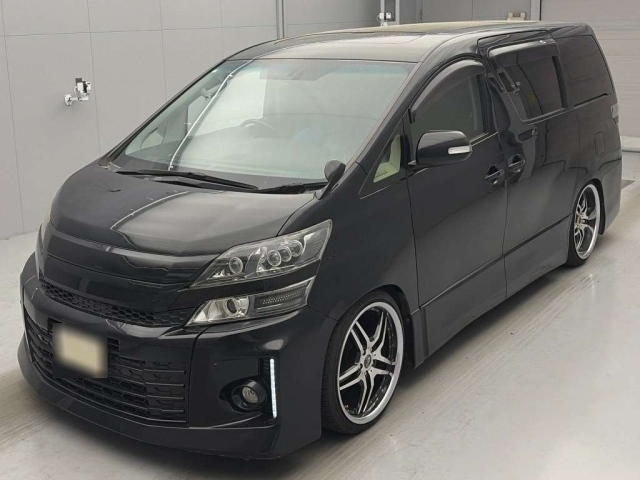 TOYOTA VELLFIRE — фото