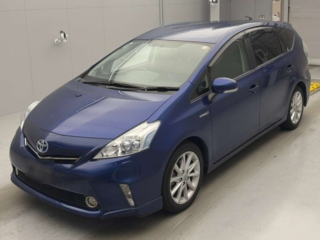 TOYOTA PRIUS — фото