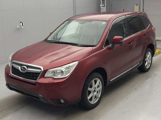 SUBARU FORESTER — фото