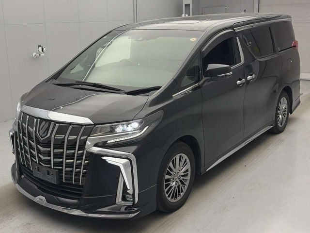 TOYOTA ALPHARD — фото