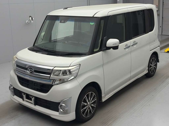 DAIHATSU TANTO — фото