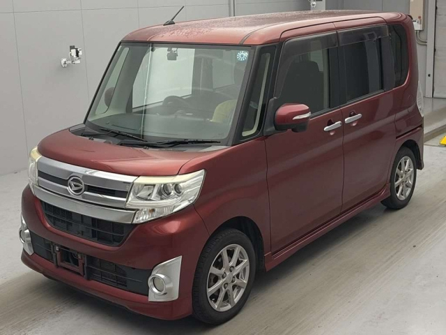 DAIHATSU TANTO — фото