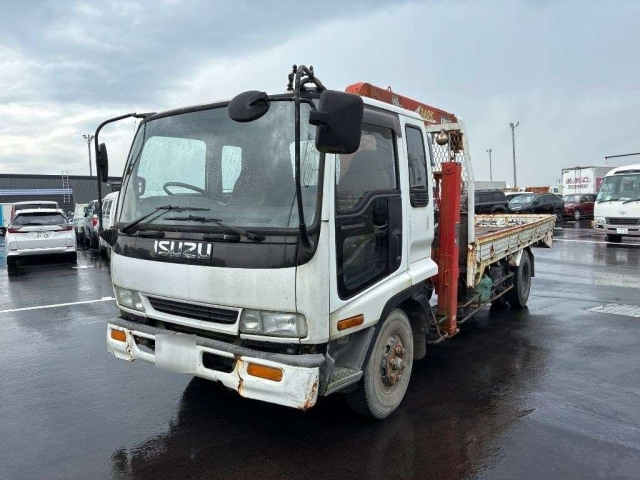ISUZU FORWARD — фото