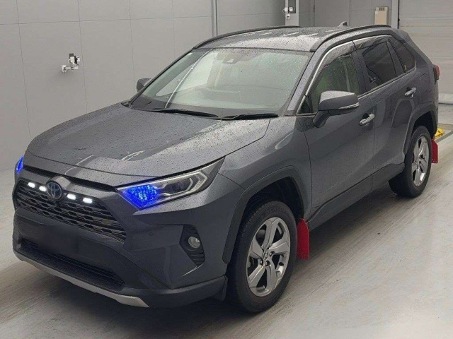 TOYOTA RAV4 — фото