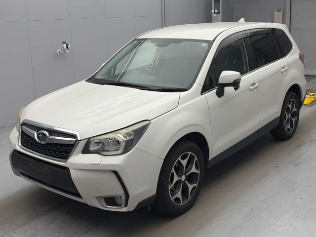 SUBARU FORESTER — фото