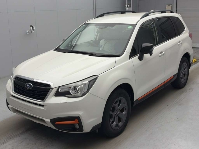 SUBARU FORESTER — фото