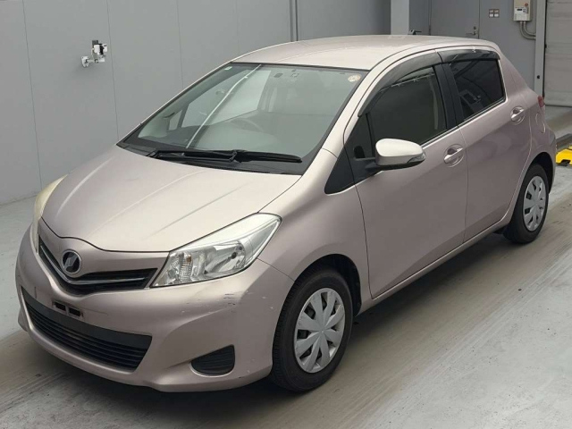 TOYOTA VITZ