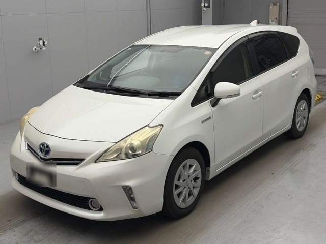 TOYOTA PRIUS — фото