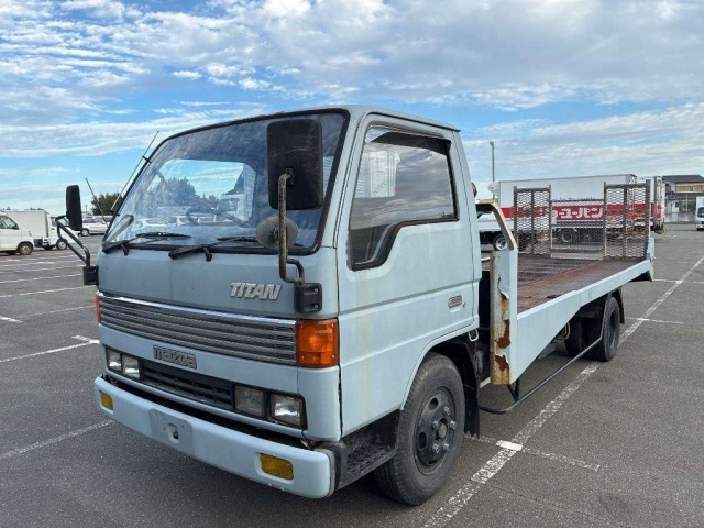 MAZDA TITAN
