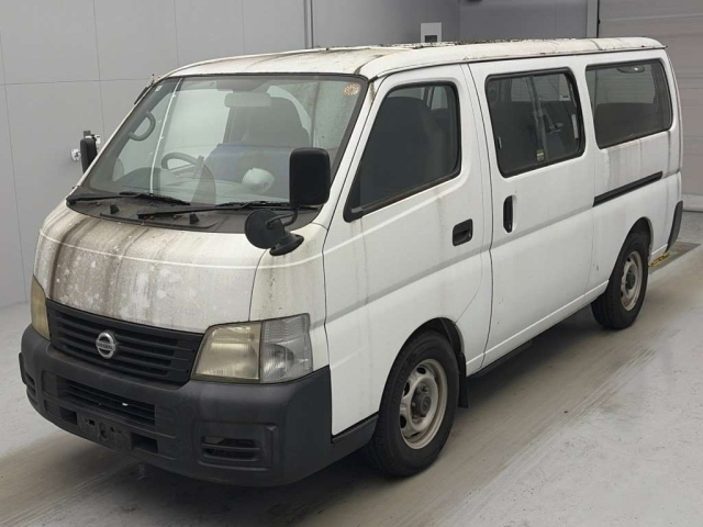 NISSAN CARAVAN — фото
