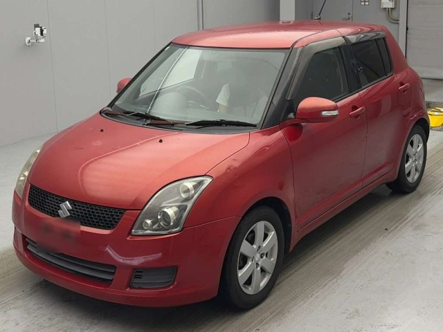 SUZUKI SWIFT — фото