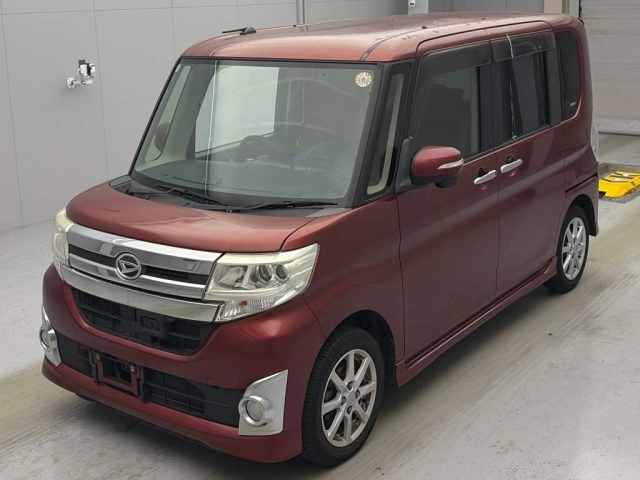 DAIHATSU TANTO — фото
