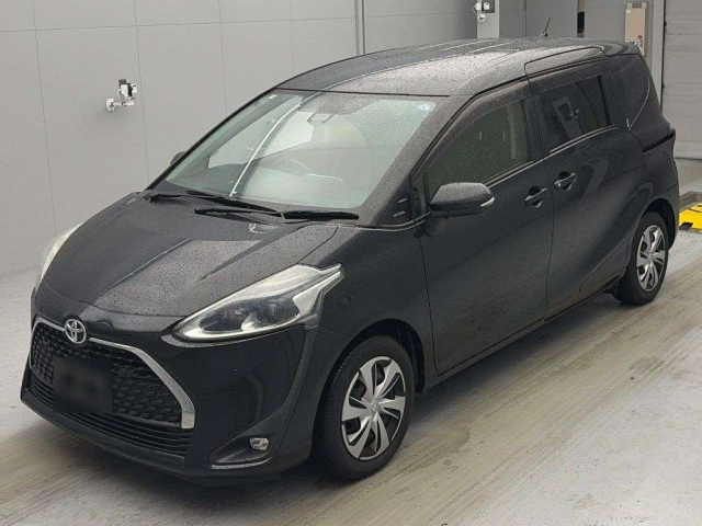 TOYOTA SIENTA — фото