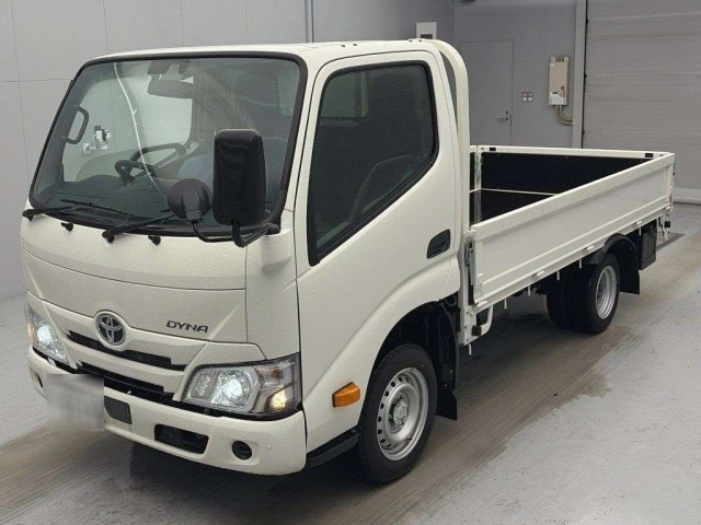 MITSUBISHI CANTER — фото