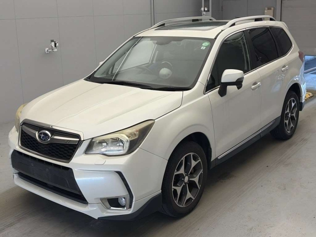 SUBARU FORESTER — фото