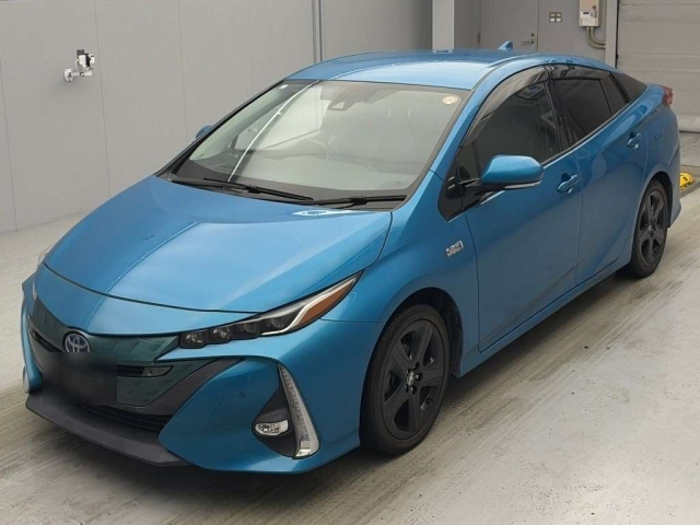 TOYOTA PRIUS — фото