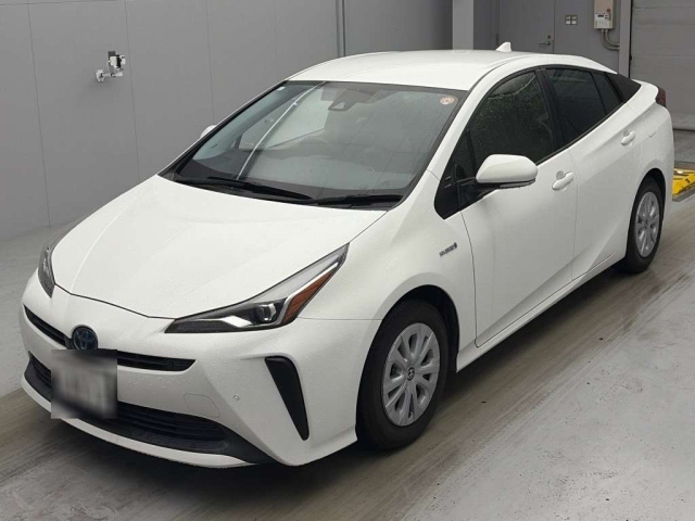 TOYOTA PRIUS — фото