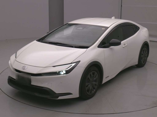 TOYOTA PRIUS — фото