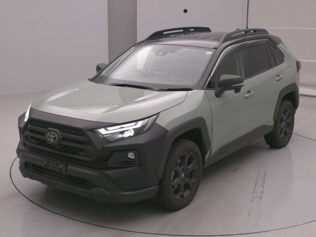 TOYOTA RAV4 — фото