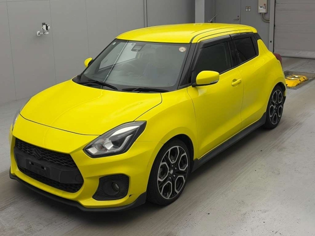 SUZUKI SWIFT — фото